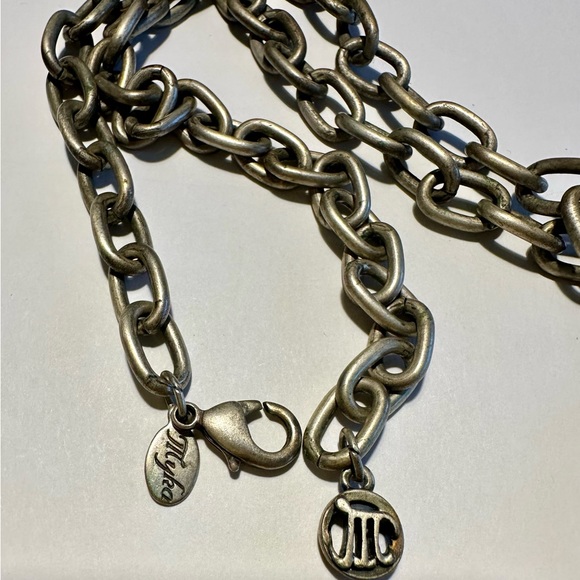 Myka pewter and Swarovski attached pendant - Picture 3 of 3